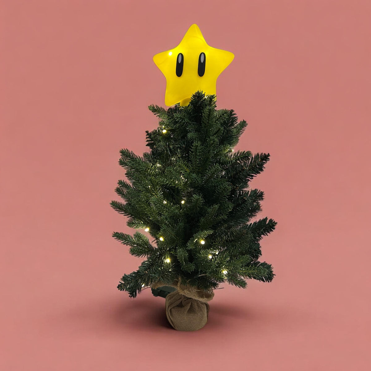 Super Mario-Inspired Power Star Tree Topper & Desk Light – Gamer Holiday Décor