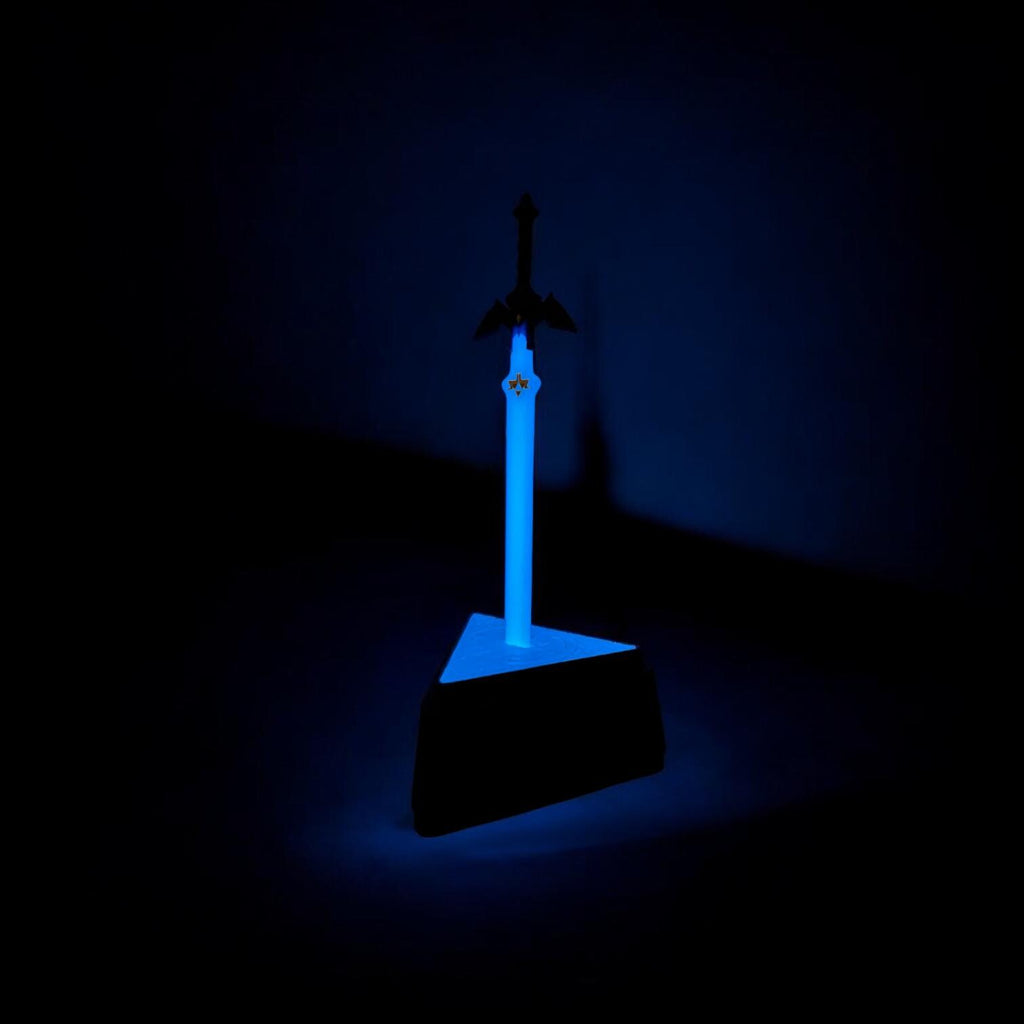 Zelda Master Sword Night Light: Glow-in-the-Dark Gamer Decor
