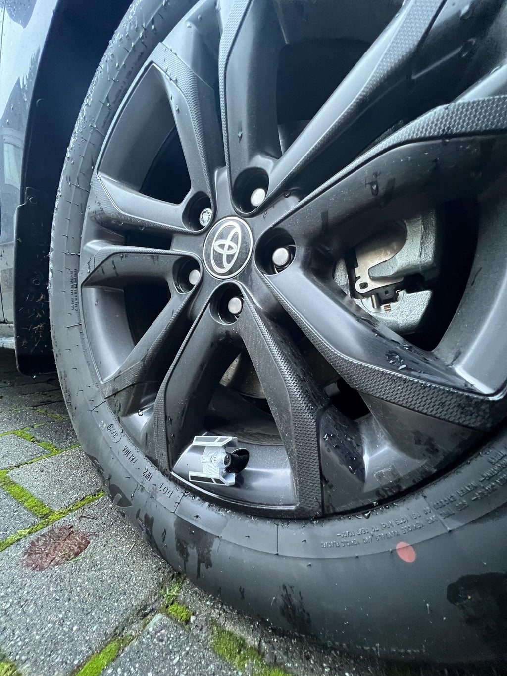 Twin-Wing Starfighter Tire Valve Caps — 3D-Printed Detail That Pops Your Wheels